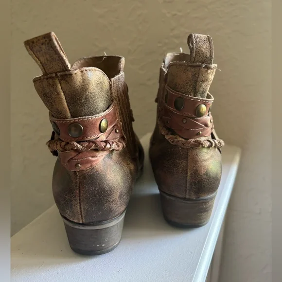 Circle G by Corral Studded Concho Ankle Boots Q5003 Brown Size 8.5 - Picture 5 of 12